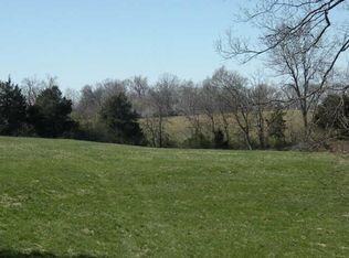 2072 Tom Austin Hwy, Greenbrier, TN 37073