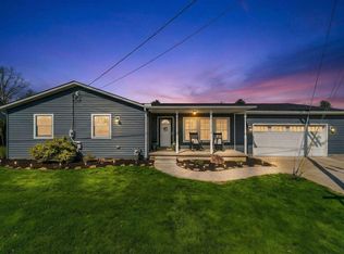 580 Coshocton Ave, Thornville, OH