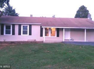 1621 Frank Rd, Chambersburg, PA 17202