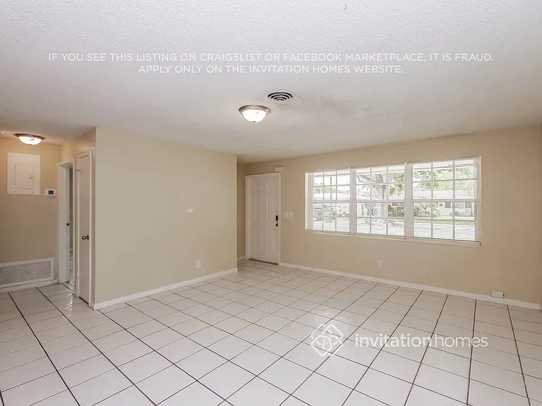 9413 SW 53rd St — Photo 7