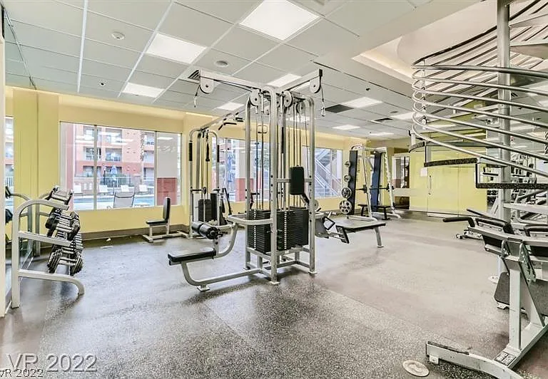 67 E Agate Ave #208 — Photo 26