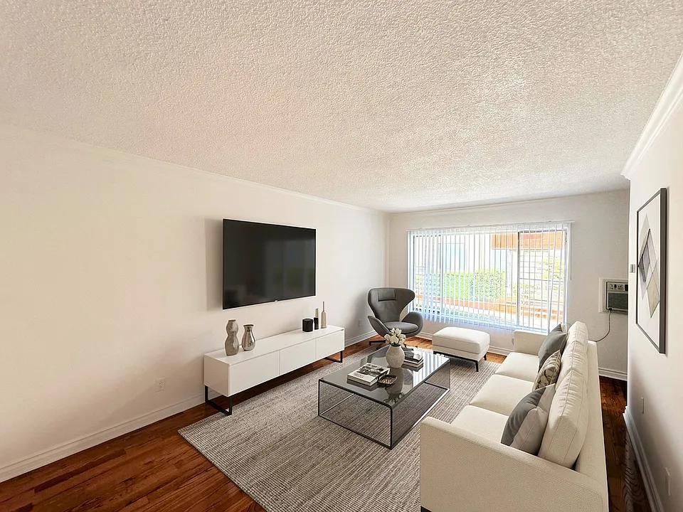 5618 Harold Way