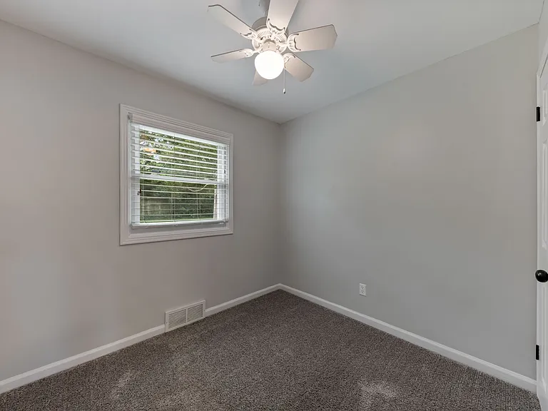 5801 W 81st St — Photo 22