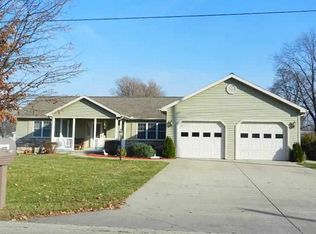 2702 S 6th St, Elkhart, IN 46517