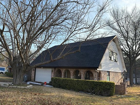 2nd image of 7250 Ridge Park Ln