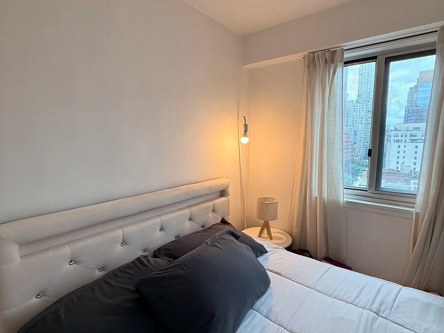 401 East 65th Street — Photo 3