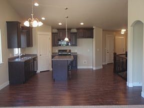 2nd image of 764 W Shavey Ln