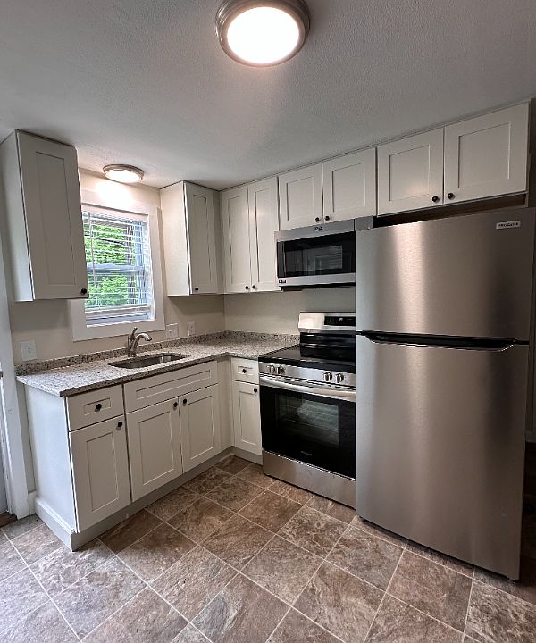 1st image of 33 Homer Ave #B2