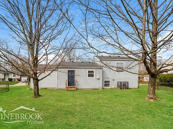 3rd image of 11756 Elkwood Dr
