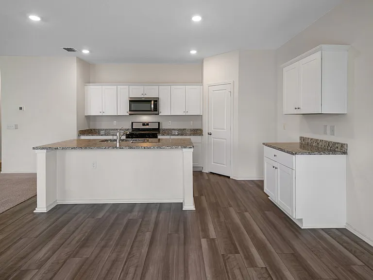 5246 Winding Strm — Photo 6