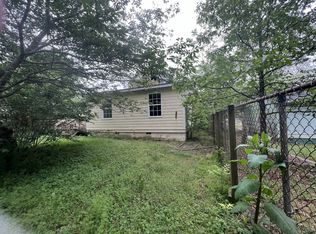 1178 Goldsmith Rd, Stone Mountain, GA 30083