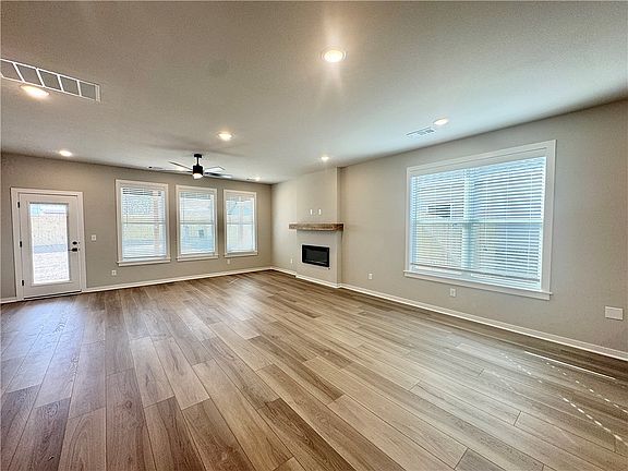 3rd image of 2705 Relaxation Ave