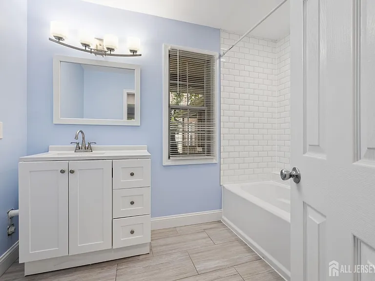 1609 Mulberry Ct — Photo 21