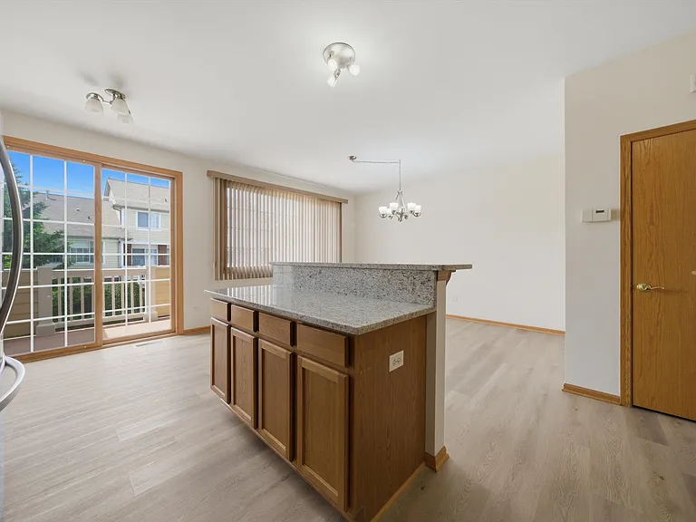 10652 Dani Ln — Photo 8