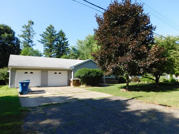 3326 Tamsin Ave, Kalamazoo, MI 49008
