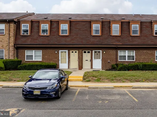 1176 Kaye Ct, Burlington, NJ 08016