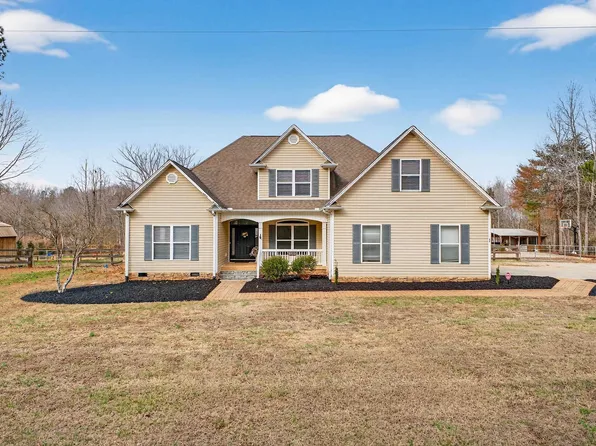 568 Kilgore Bridge Rd, Woodruff, SC 29388