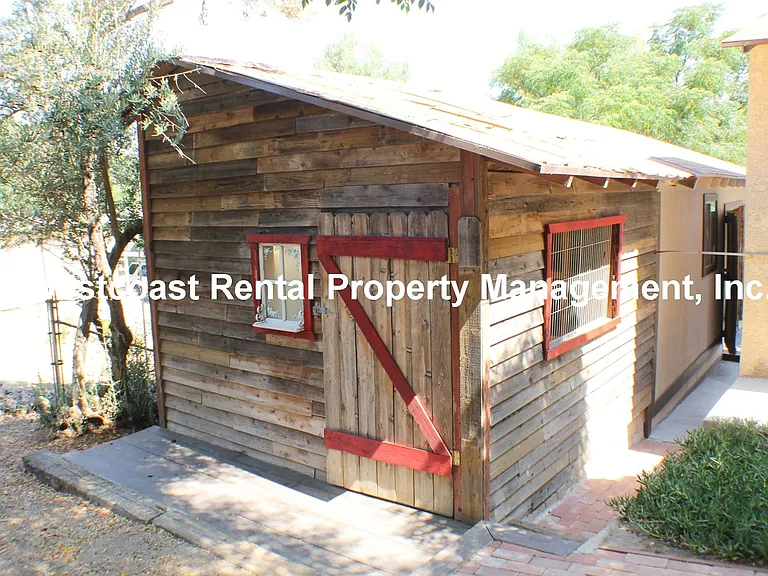 6360 Pacific Ridge Rd — Photo 15
