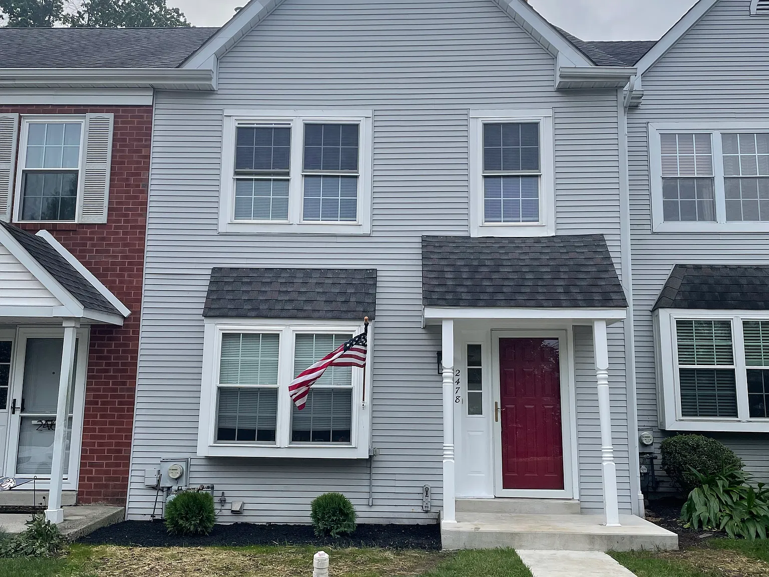 2 bed, 1.5 bath, 1280 sqft, $2,395 — Photo 1