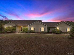 4860 W Angus Dr, Beverly Hills, FL 34465