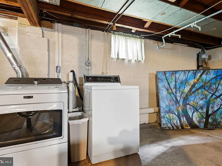 719 Delaware Ave — Photo 14