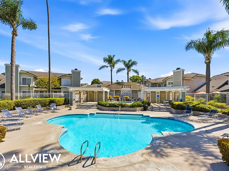 2055 W Lafayette Dr — Photo 28