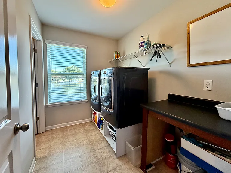 880 Summerlake Dr — Photo 26
