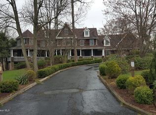 12 Colony Dr, Marlboro, NJ 07746