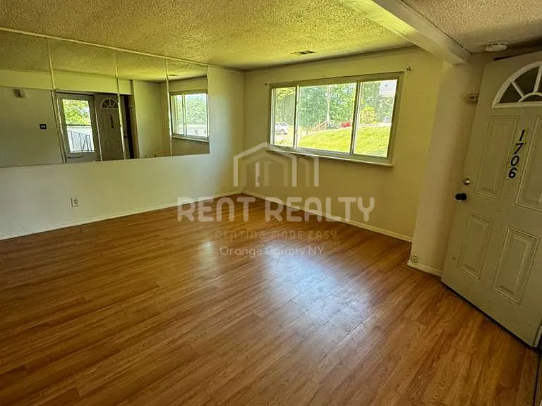 1706 Baldwin Ln #1 — Photo 17