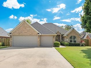 1712 W Capps Rd, Rogers, AR 72758