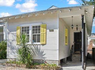 2411 Coliseum St, New Orleans, LA 70130