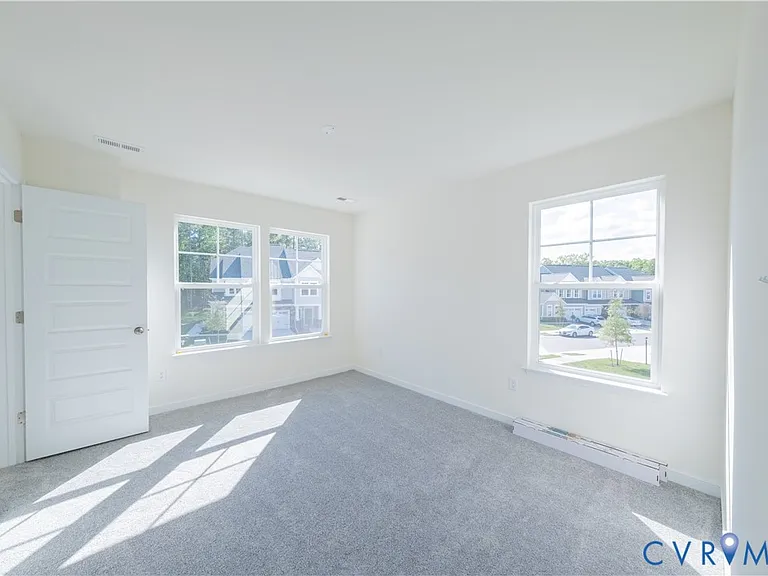 18372 Palisades Ct — Photo 20