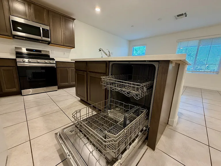 669 Pickled Pepper Pl — Photo 12
