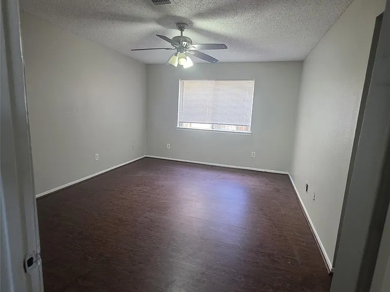 23322 Dew Wood Ln — Photo 15