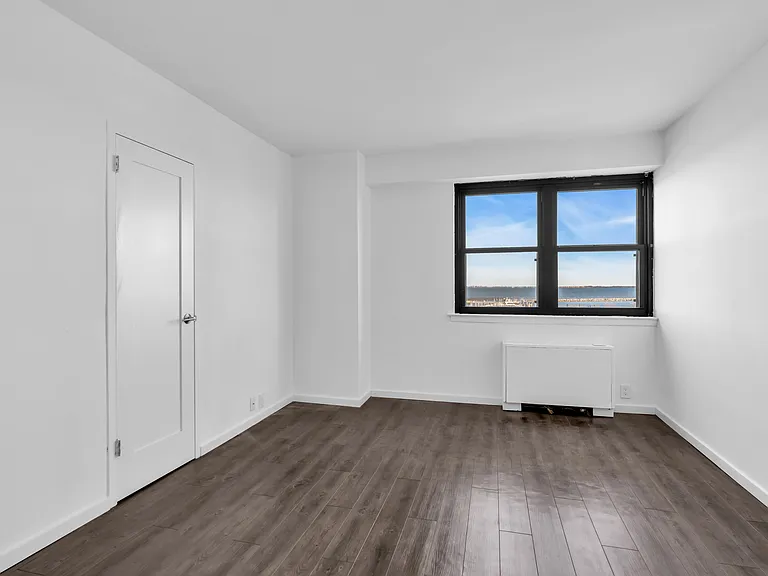 ELK Harbor View LLC — Photo 15