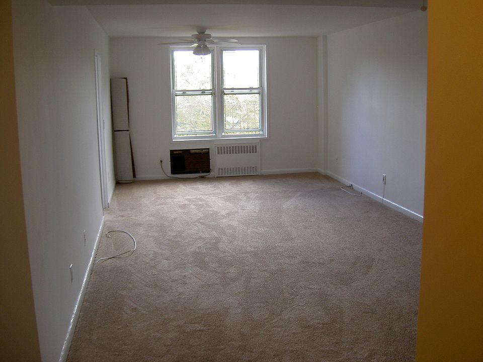 1st image of 100 Brooklyn Ave APT 3X