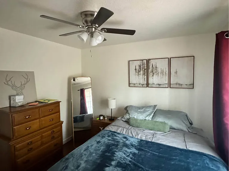 Bedroom with queen bed