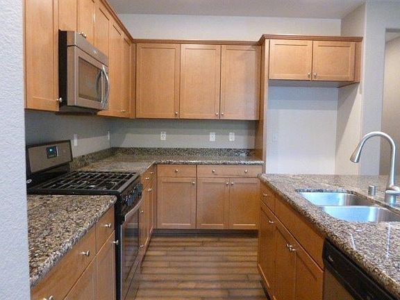 5th image of 5645 Cornerstone Dr