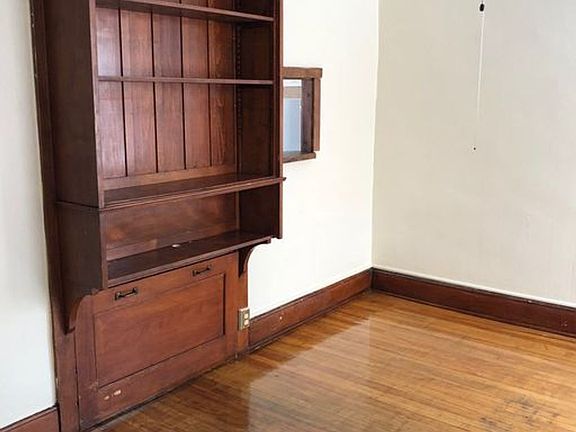 4th image of 1461 N Logan St APT D4