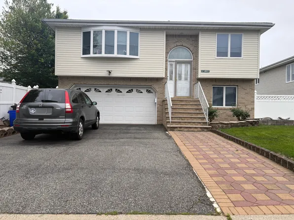 8 William St, Saddle Brook, NJ 07663