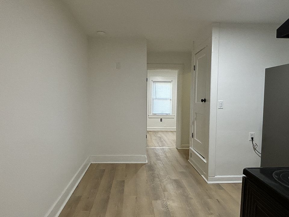Kitchen/ dining