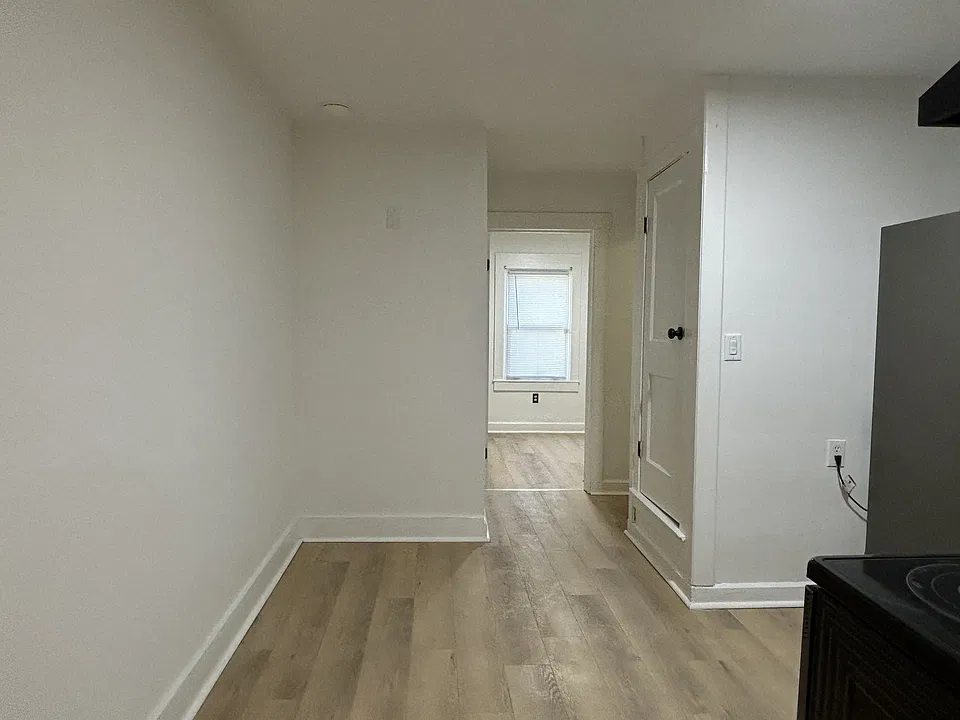 Kitchen/ dining