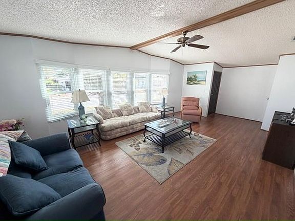3rd image of 3928 Santa Clara Ln #3928