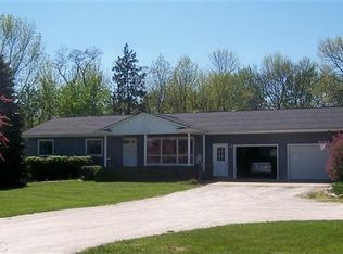 6135 S Ravenna Rd, Ravenna, MI 49451