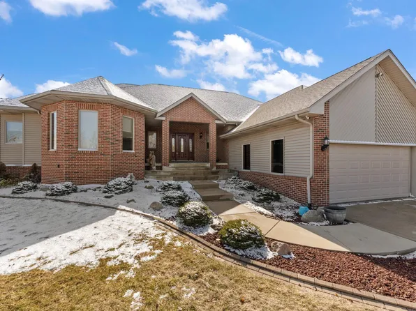 598 W 213 S, Hebron, IN 46341