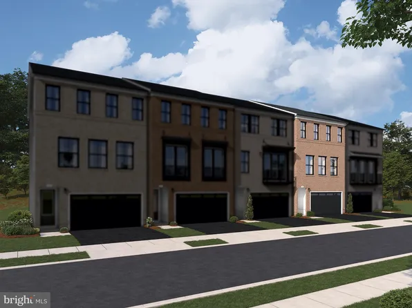 13722 Aviation Pl, Herndon, VA 20171