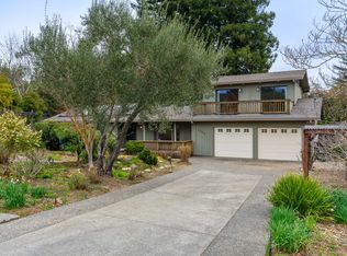 1010 Borrette Ln, Napa, CA 94558