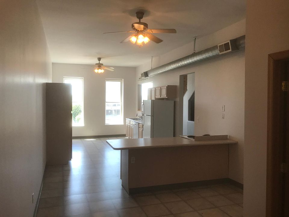1st image of 627 1st St