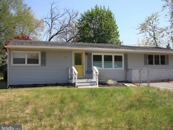 541 Windsor Ave, Maple Shade, NJ 08052