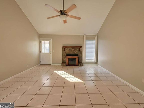 5th image of 108 Crestwood Ct